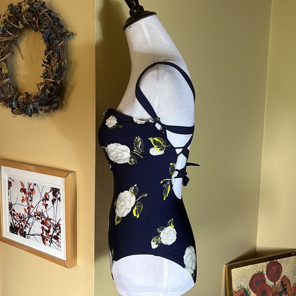 JUICY COUTURE Size Small Floral Classic 1-Piece Swimsuit Adjustable $138 NEW - Picture 6 of 14